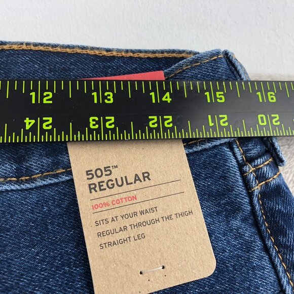 NWT Levi's Men's Jeans Suze 32x30 505 Regular Straight Leg Blue Denim Casual - Picture 4 of 16